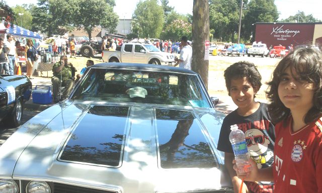 80 children from around the world given history lesson at parade