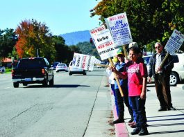 UPDATE: Nob Hill picketers win new agreement