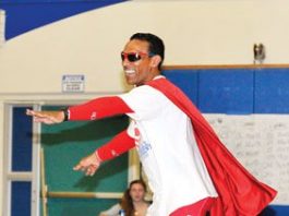 Family portrait fundraiser for Britton Middle School students