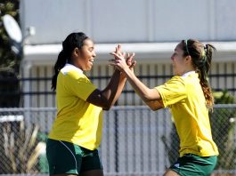 Soccer: Pham lifts Acorns on her shoulders