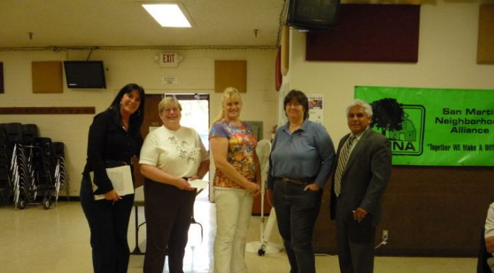 San Martin awards grants to community organizations