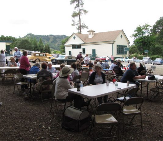 Pair of holiday events at Machado School