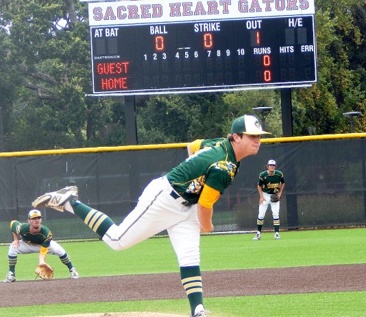 Sloppy defense eliminates Live Oak from playoffs