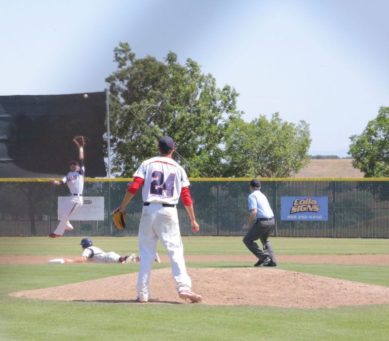 JUCO Baseball: Hawks deliver late runs to sweep Gavilan