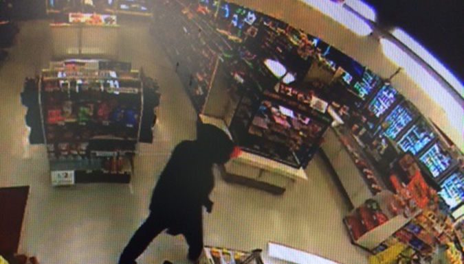 Morgan Hill Police searching for suspect who robbed the 7-11