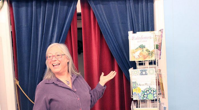 Grownups rediscover coloring