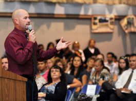 Navigator Schools founder steps down