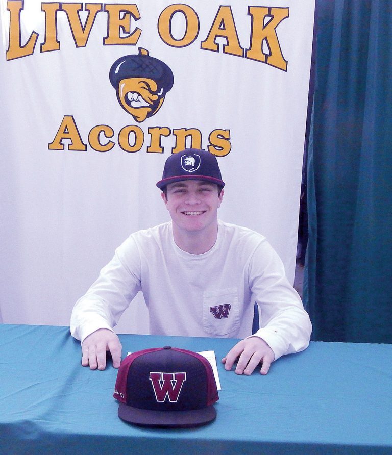 LO’s Sanders inks with Westmont