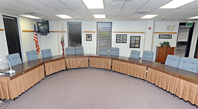 MHUSD board to vote on new prez, VP?