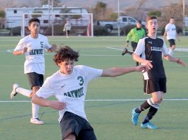 Oakwood captures league title