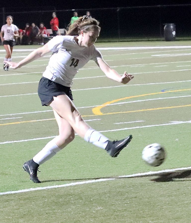 Pfefferlen puts Sobrato soccer on cusp of history