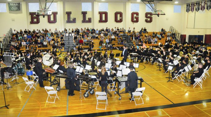 MHUSD student musicians perform free community concert