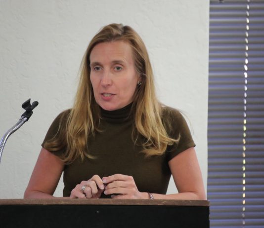 Split board approves school site cleanup