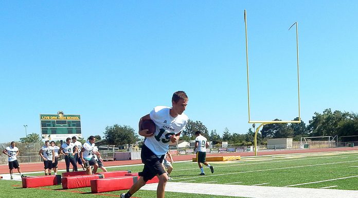 Acorns get in final week of practice before dead period