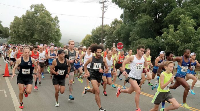 Local Scene: Freedom Run, Patriotic Sing