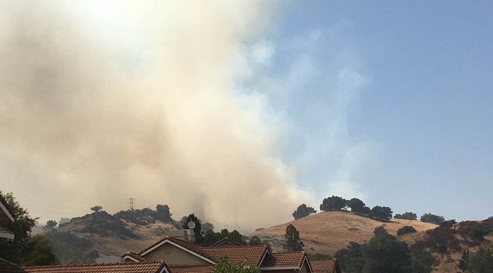 MORE PHOTOS: Fire crews respond to 100-acre blaze in north Morgan Hill