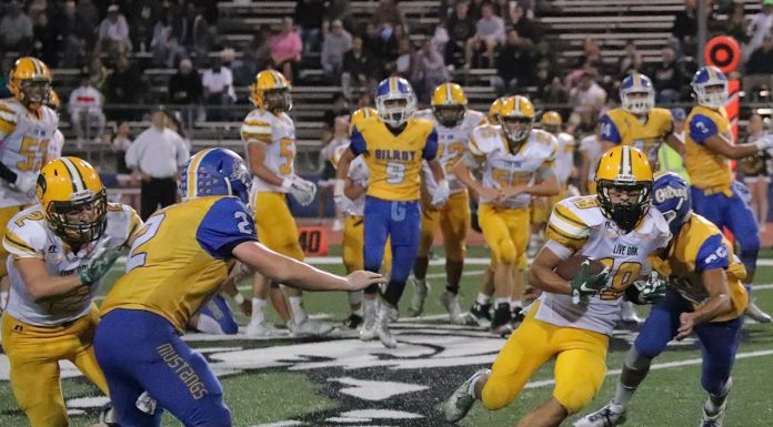 Late woes cost Acorns at Gilroy