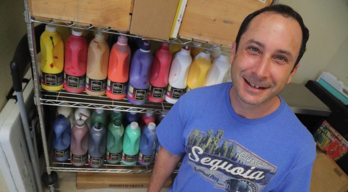 New nonprofit art school opens in MH