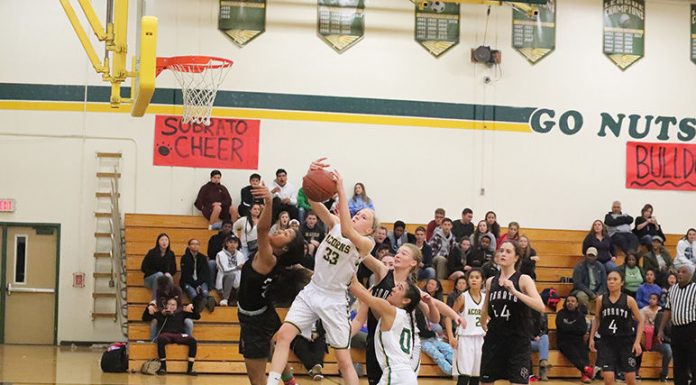 Acorns wrap up strong season