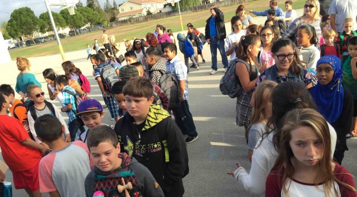 Six Barrett Elementary teachers receive California Educator LIGHT Award