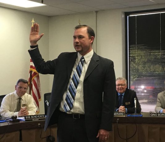 Voters to decide Arnett’s replacement