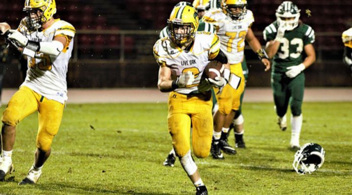 Davis competes for others