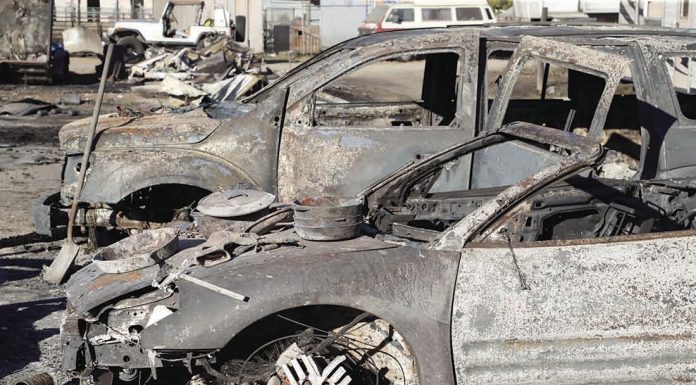 Couple returns to ashes