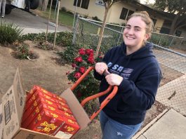 Students deliver turkey care packages to needy families