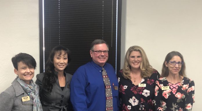 New trustees sworn in to school board