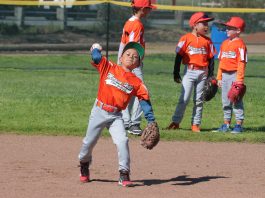 Jones Beats Boyd in Stanford Invitational