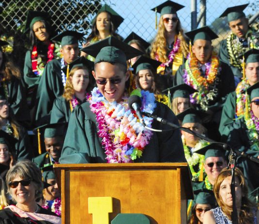MHUSD high schools plan live graduation ceremonies for Class of 2021
