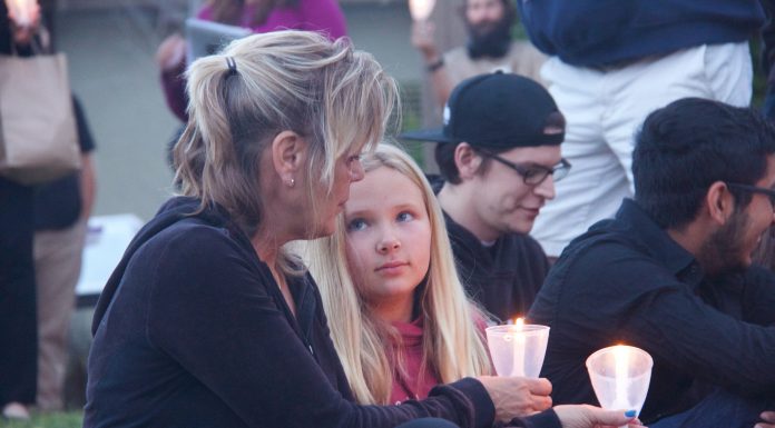 Community comes together for Ford Store victims