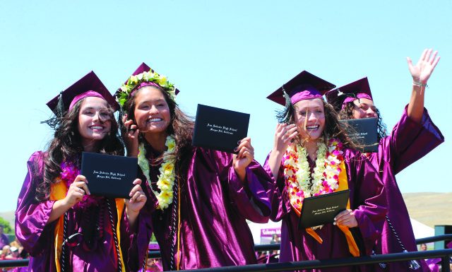 Los Paseos teacher to be honored by SCCOE