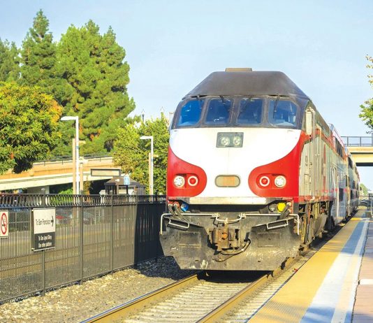 Caltrain electrification delayed to 2024 due to pandemic, other complications