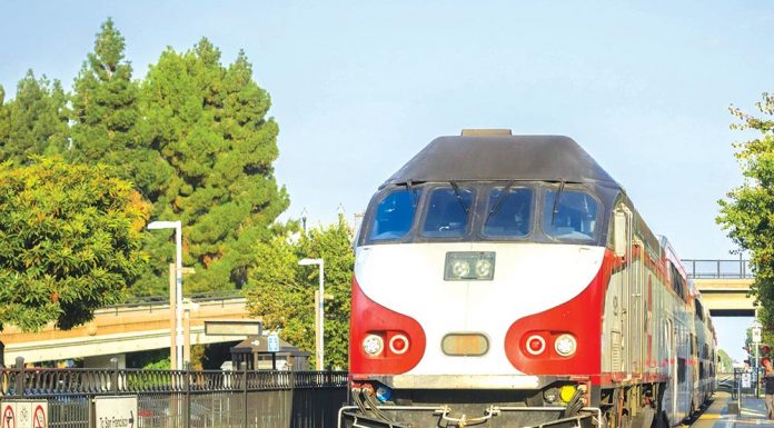 Caltrain to provide free rides to vaccination sites