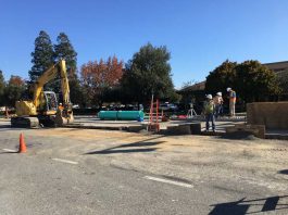 Alumni takes third in a row from LO varsity