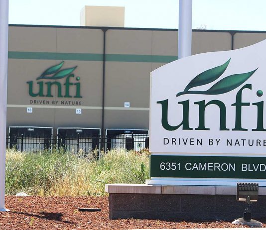 Two UNFI employees return to work after Covid-19 recovery