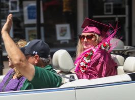 Morgan Hill celebrates graduates