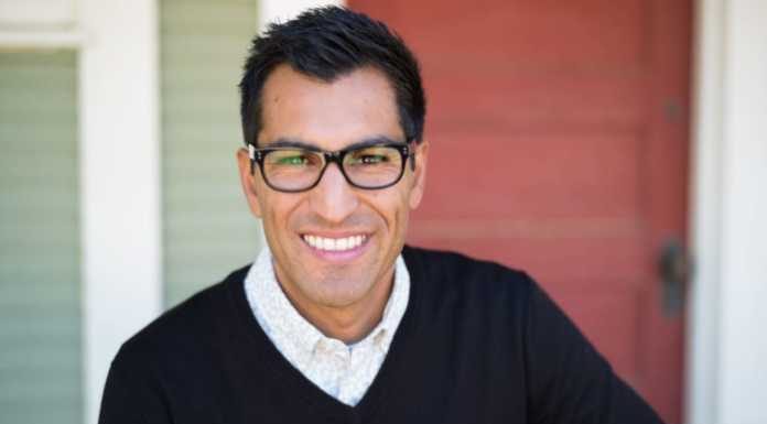 Rivas holds onto District 30 seat