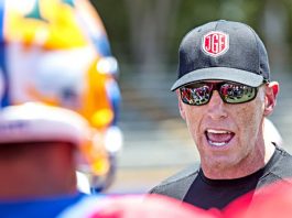Jeff Garcia to host local football skills camp