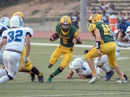 Live Oak’s ‘X’ factor propels Acorns to victory