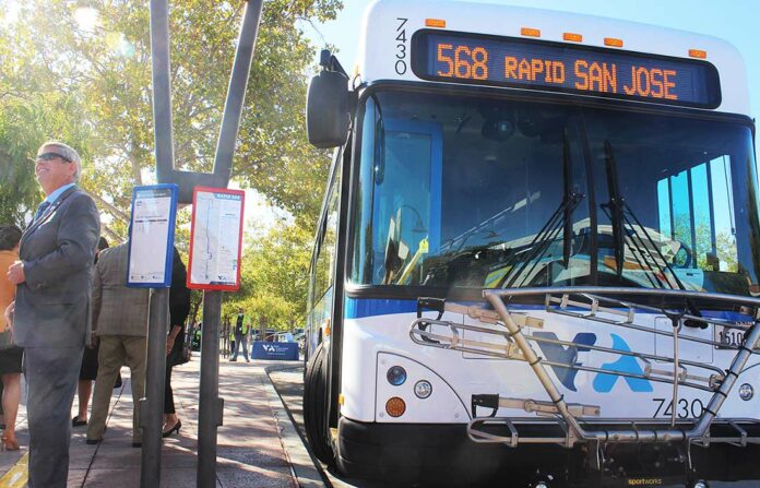 gilroy transit center bus santa clara valley transportation authority commuting glenn hendricks rapid 568