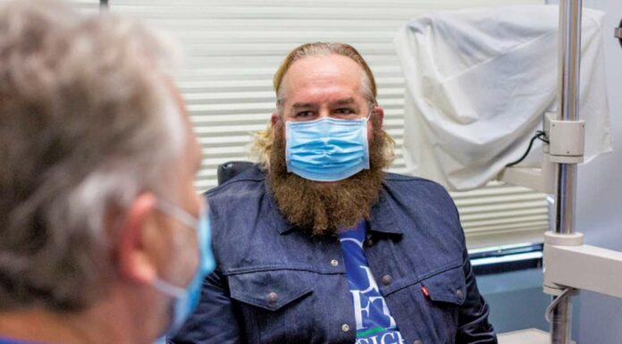 Local eye doctor offers ‘Gift of Sight’ bryce lynch michael furlong gift of sight