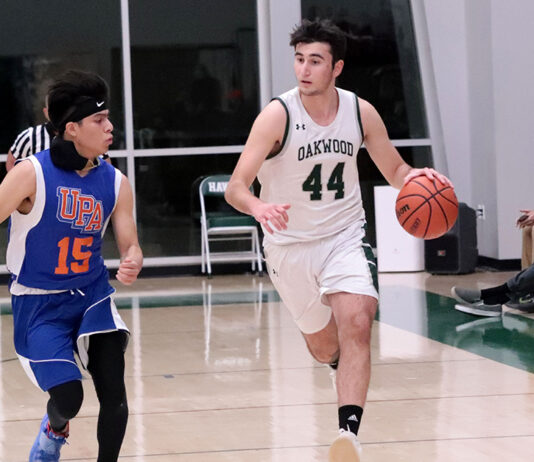 Oakwood boys basketball team stands tall