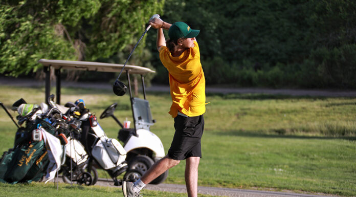 Live Oak boys golf team hitting it well on the links