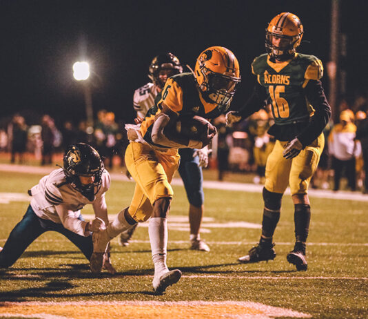 Live Oak football settles for share of BVAL Mount Hamilton Division title; now hosts Soledad in CCS Division III playoffs