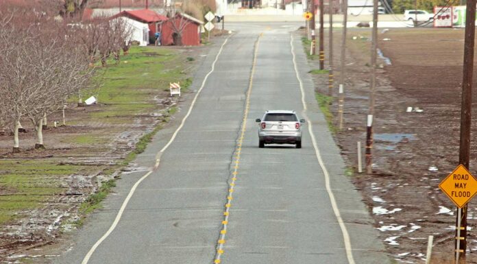 Officials issue new evacuation warnings in South Santa Clara County castro valley road