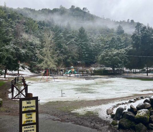 Week begins with more snow in the hills, rain and thunder in the valley