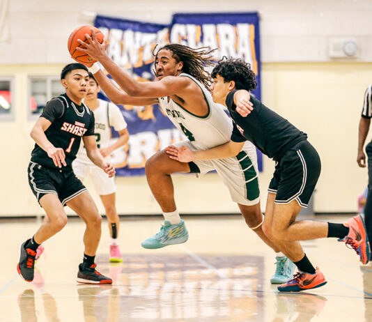 Oakwood boys basketball makes history by advancing to first-ever CCS playoff final
