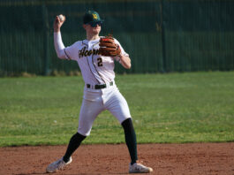 Live Oak High baseball team aims for three-peat